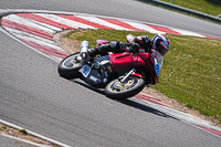 donington-no-limits-trackday;donington-park-photographs;donington-trackday-photographs;no-limits-trackdays;peter-wileman-photography;trackday-digital-images;trackday-photos